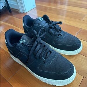 Nike Black Air Force 1s